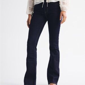 Abercrombie & Fitch High Rise Boot Cut - Rinse